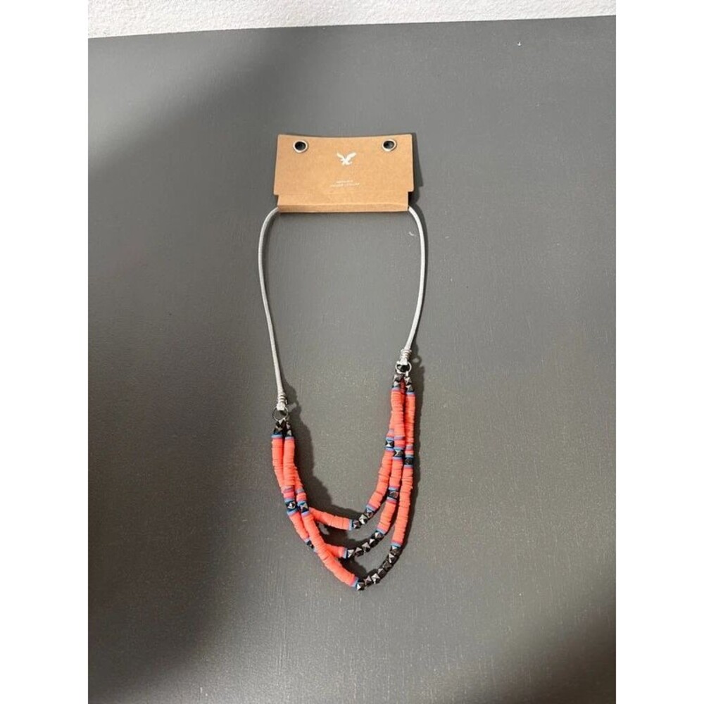 NWT American Eagle triple layer coral necklace
